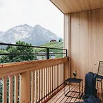 Naturhotel Chesa Valisa 4*
