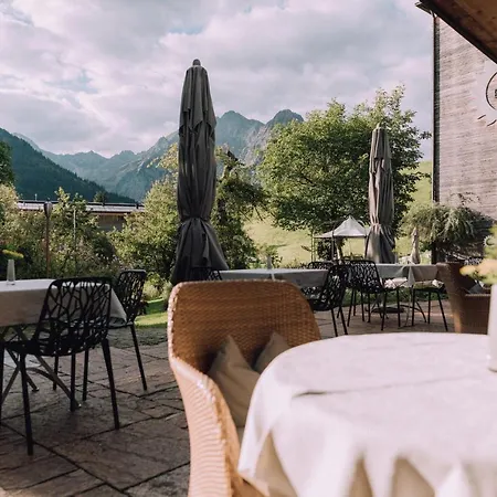 Naturhotel Chesa Valisa