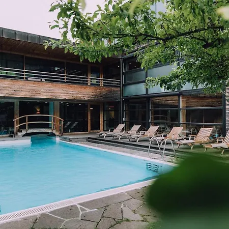 Naturhotel Chesa Valisa Hotel 4*