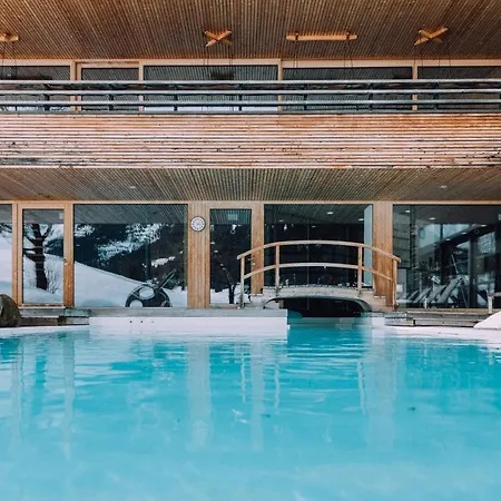 Hotel Naturhotel Chesa Valisa
