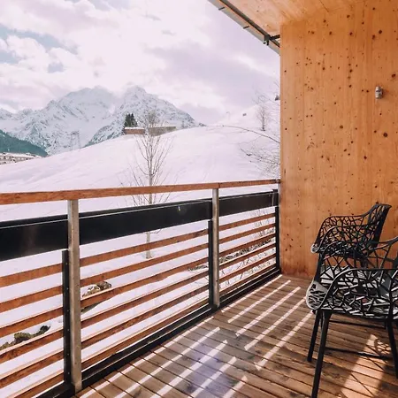 Naturhotel Chesa Valisa Hotel