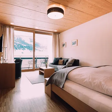Naturhotel Chesa Valisa Szálloda