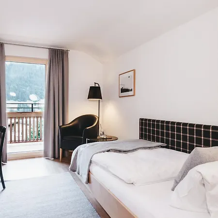 Naturhotel Chesa Valisa Hotel 4*