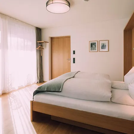 Hotel Naturhotel Chesa Valisa
